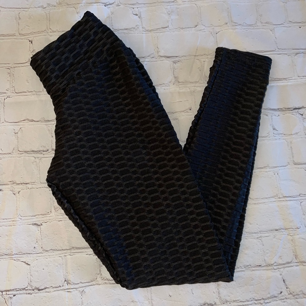 V2 Era Textured Scrunch Leggings